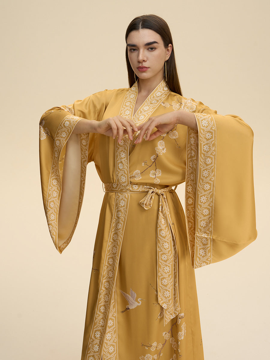 Crane & Plum Satin Robe